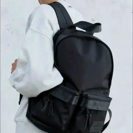 [BUNJANG] Maison Mineed Two-Pocket Backpack / 메종미네드 투포켓 백팩 가방