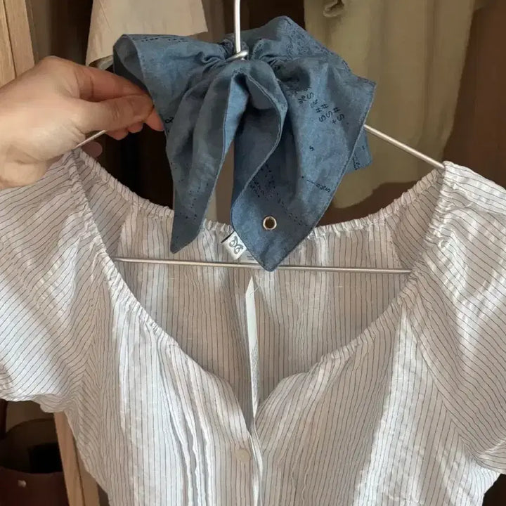 [BUNJANG] Type Service Square Scrunchie / 타입서비스 사각 스크런치 (새상품)