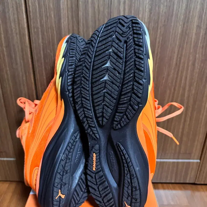 [BUNJANG] PUMA Velocity Nitro 4 Hello Sunrise Running Shoes / PUMA 푸마 벨로시티 나이트로 4 헬로선라이즈