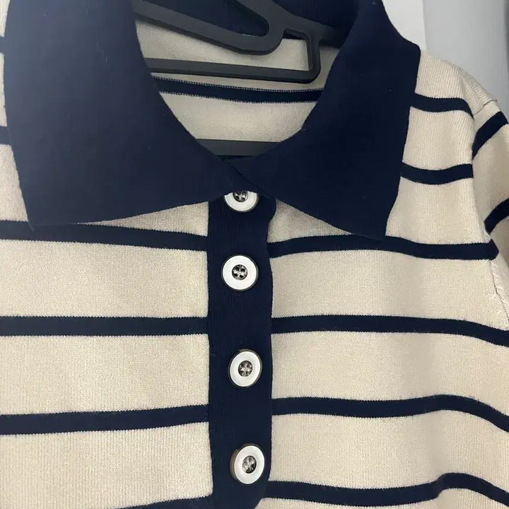 [BUNJANG] Button Stripe Knit Sweater / 버튼 스트라이프 니트