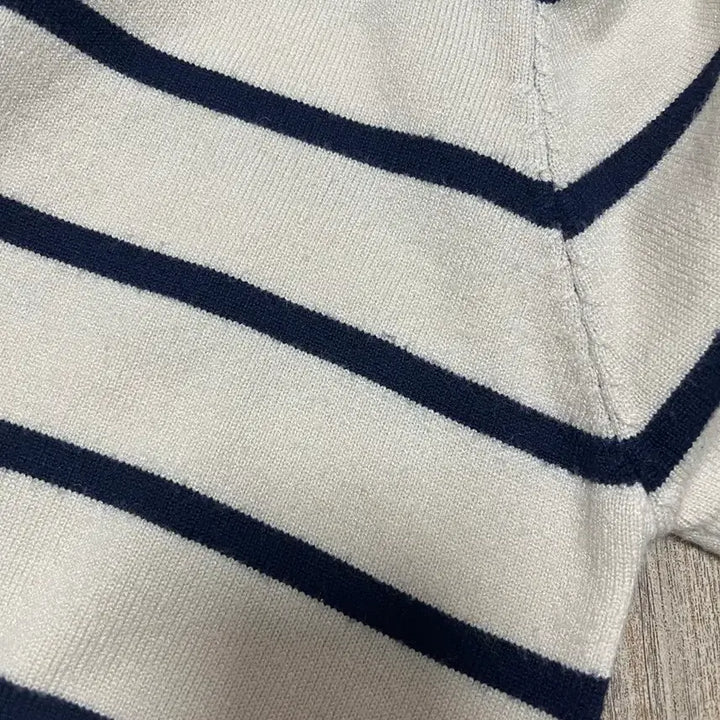 [BUNJANG] Button Stripe Knit Sweater / 버튼 스트라이프 니트