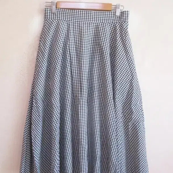 [BUNJANG] Uniqlo Black Check Skirt L / 유니클로, 블랙체크 스커트 (새옷) L