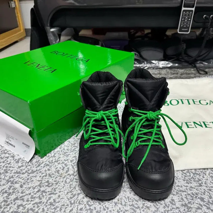 [BUNJANG] Bottega Veneta Puddle Ankle Boots Black/Green / [정품] 보테가베네타 퍼들 앵클 부츠 블랙/그린