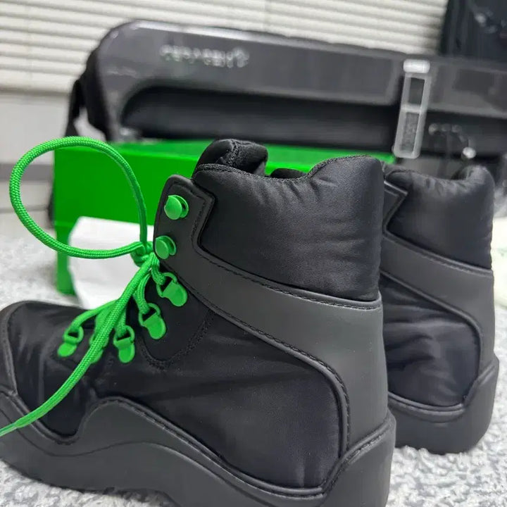 [BUNJANG] Bottega Veneta Puddle Ankle Boots Black/Green / [정품] 보테가베네타 퍼들 앵클 부츠 블랙/그린