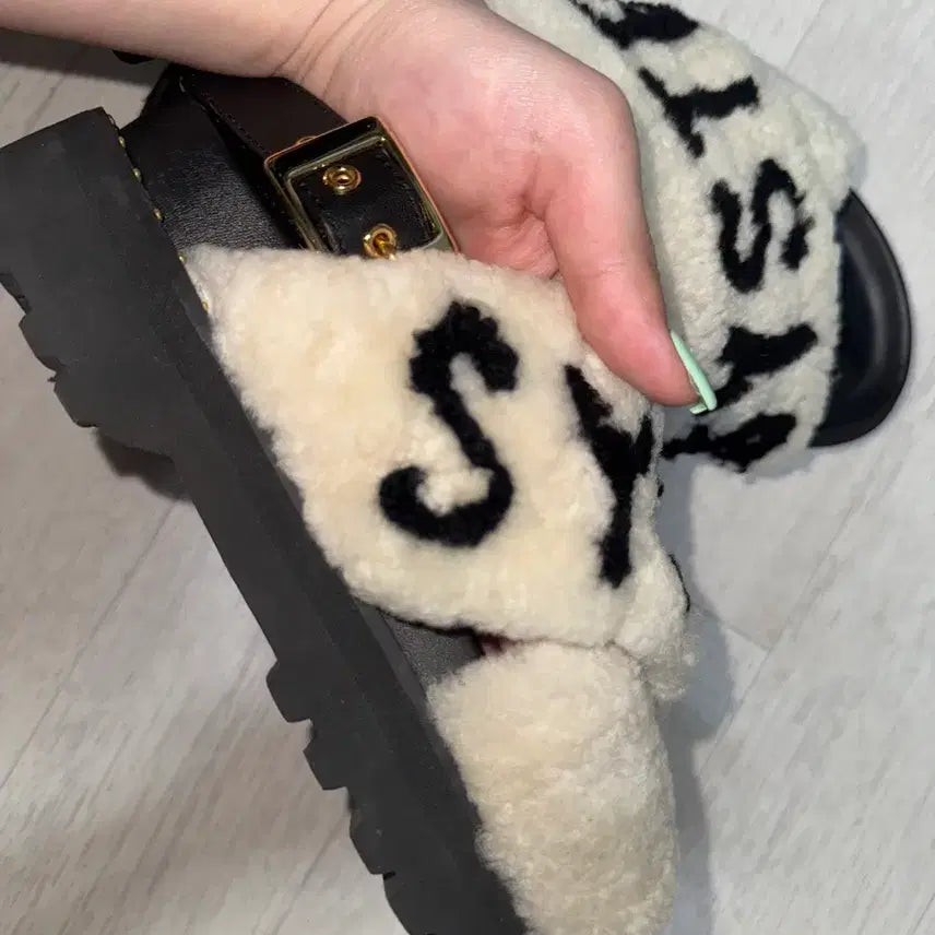 [BUNJANG] SYSTEM Fur Slippers / SYSTEM 퍼 슬리퍼