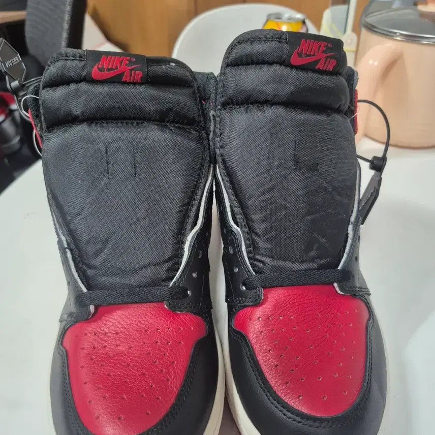 [BUNJANG] Nike Air Jordan 1 Retro High OG &