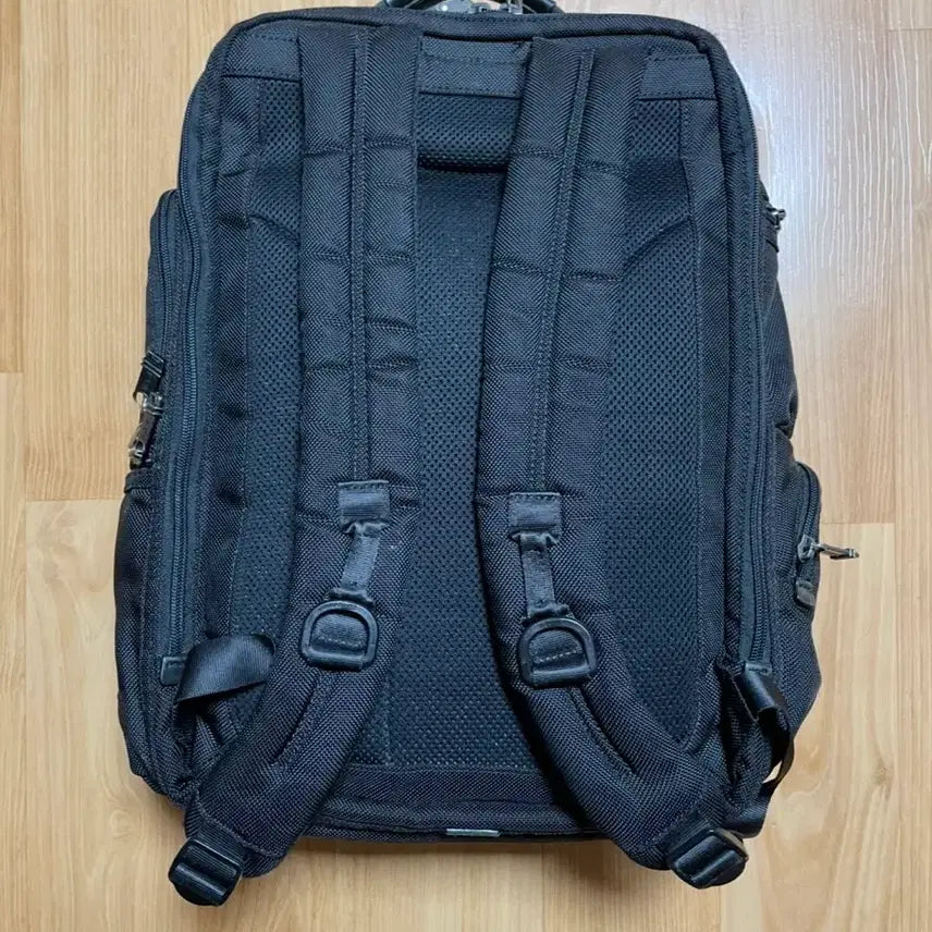 [BUNJANG] Tumi Alpha Bravo Kingsville Deluxe Backpack Black / 투미 알파 브라보 킹스빌 듀플렉스 백팩