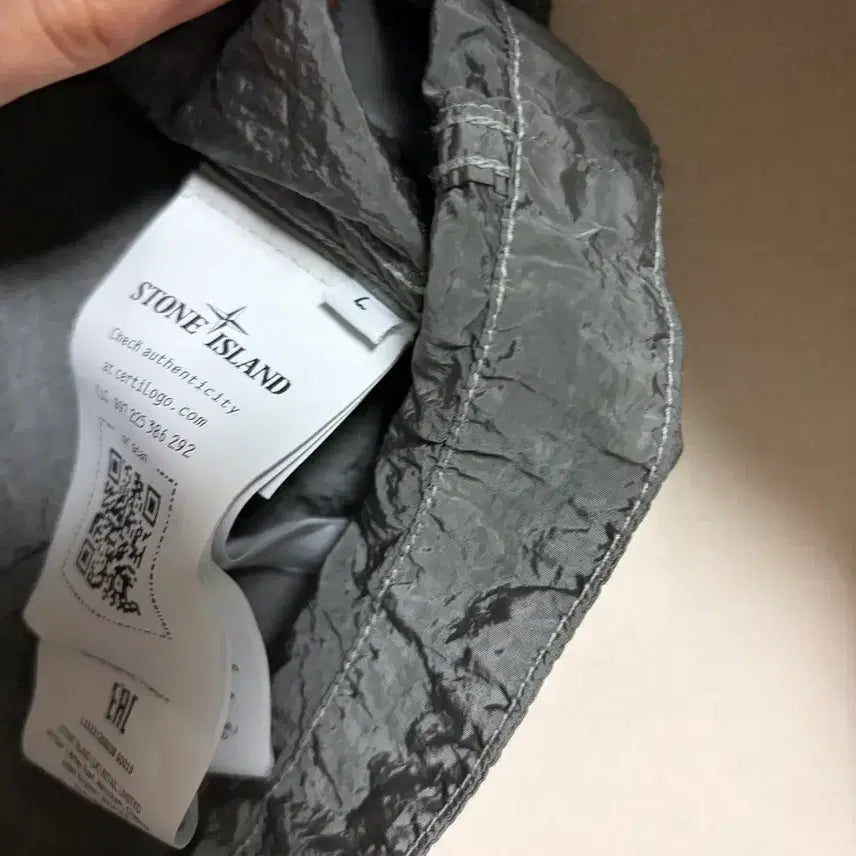 [SOLD OUT] [L]26ss 스톤아일랜드 나일론메탈 오버셔츠 펄그레이