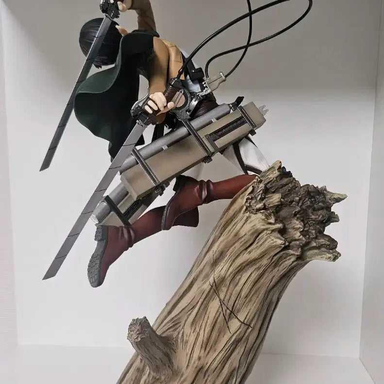 [SOLD OUT] 택포23 진격의거인 리바이 코토부키야 피규어