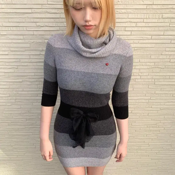 [BUNJANG] Moschino Ribbon Knit Dress / Moschino 모스키노 리본 니트 원피스