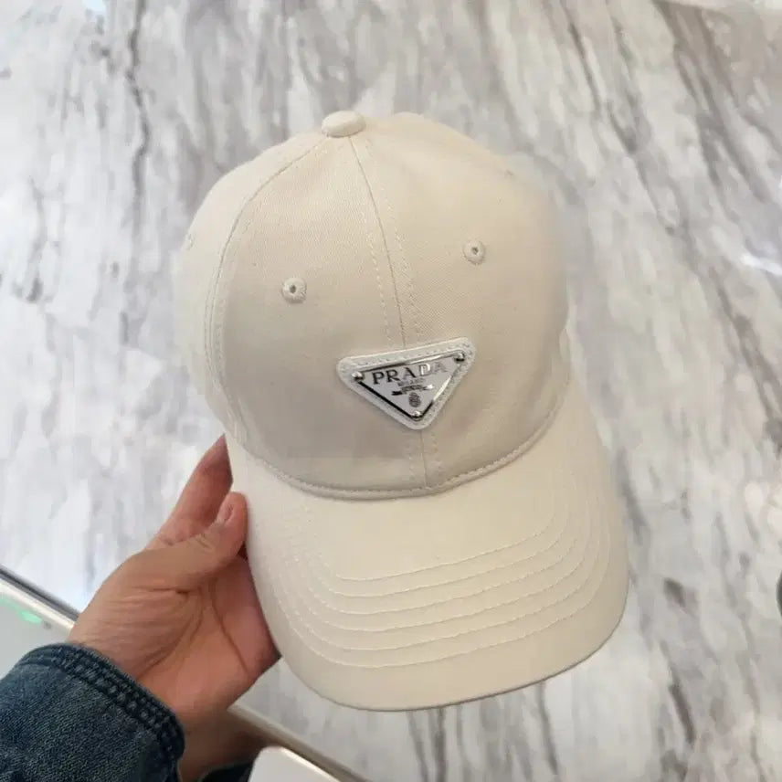 [BUNJANG] Prada Classic Ball Cap / 프라다모자 클래식한