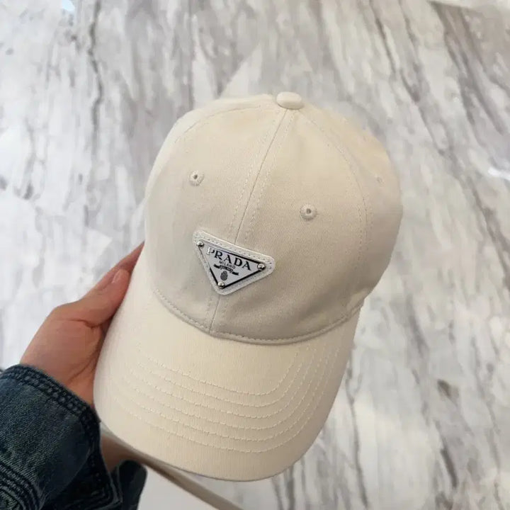 [BUNJANG] Prada Classic Ball Cap / 프라다모자 클래식한
