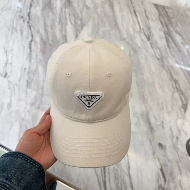[BUNJANG] Prada Classic Ball Cap / 프라다모자 클래식한