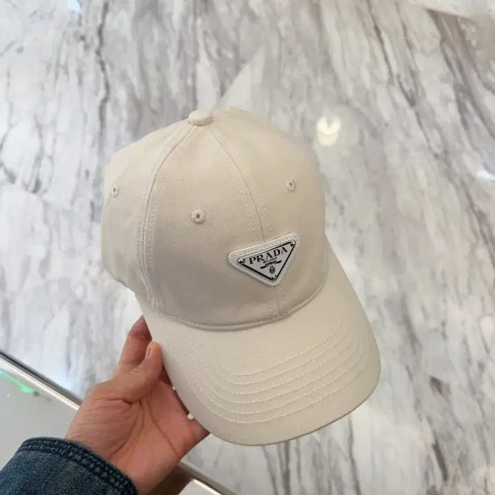 [BUNJANG] Prada Classic Ball Cap / 프라다모자 클래식한