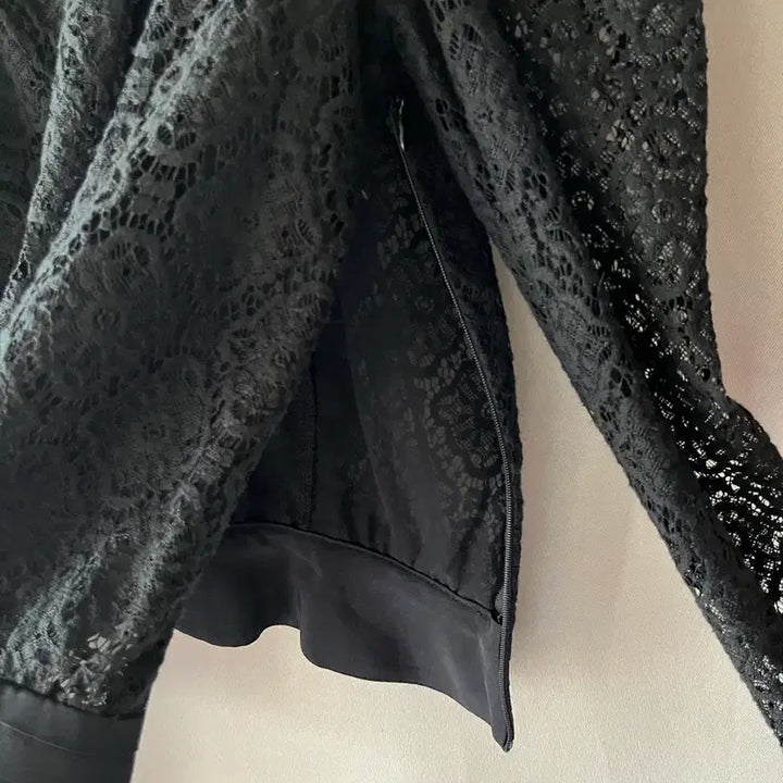 [SOLD OUT] 레니본 블라우스