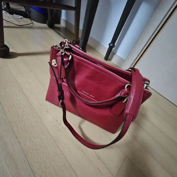 [BUNJANG] Coach Genuine Red Leather Tote &amp; Crossbody Bag / 코치정품 레드 가죽 토트백 겸 크로스백