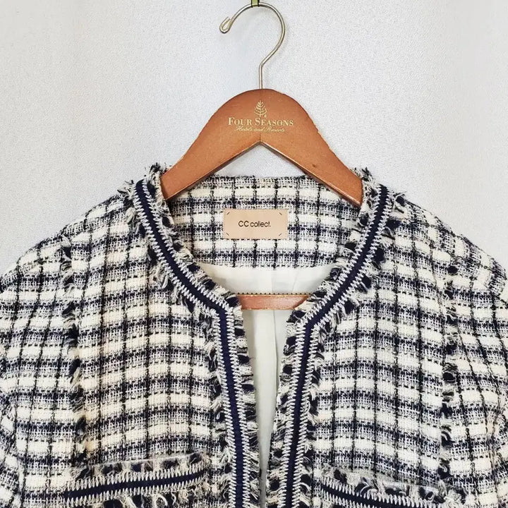 [BUNJANG] CC Collect Tweed Jacket (Size 55) / 씨씨콜렉트 트위드자켓 55
