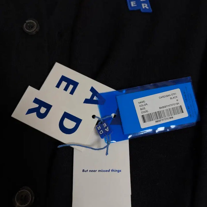 [SOLD OUT] 아더에러 가디건 01