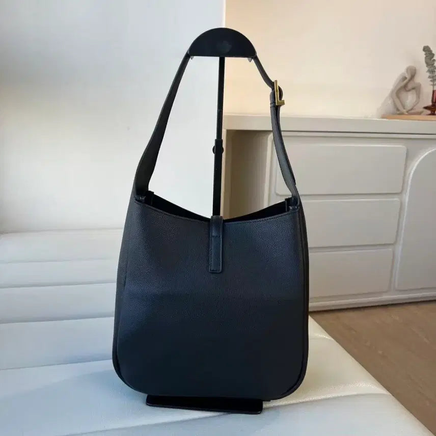 [SOLD OUT] 백화점에서 구매한 생로랑 YSL 숄더백 스몰 사이즈 여성용 핸드백 블랙
