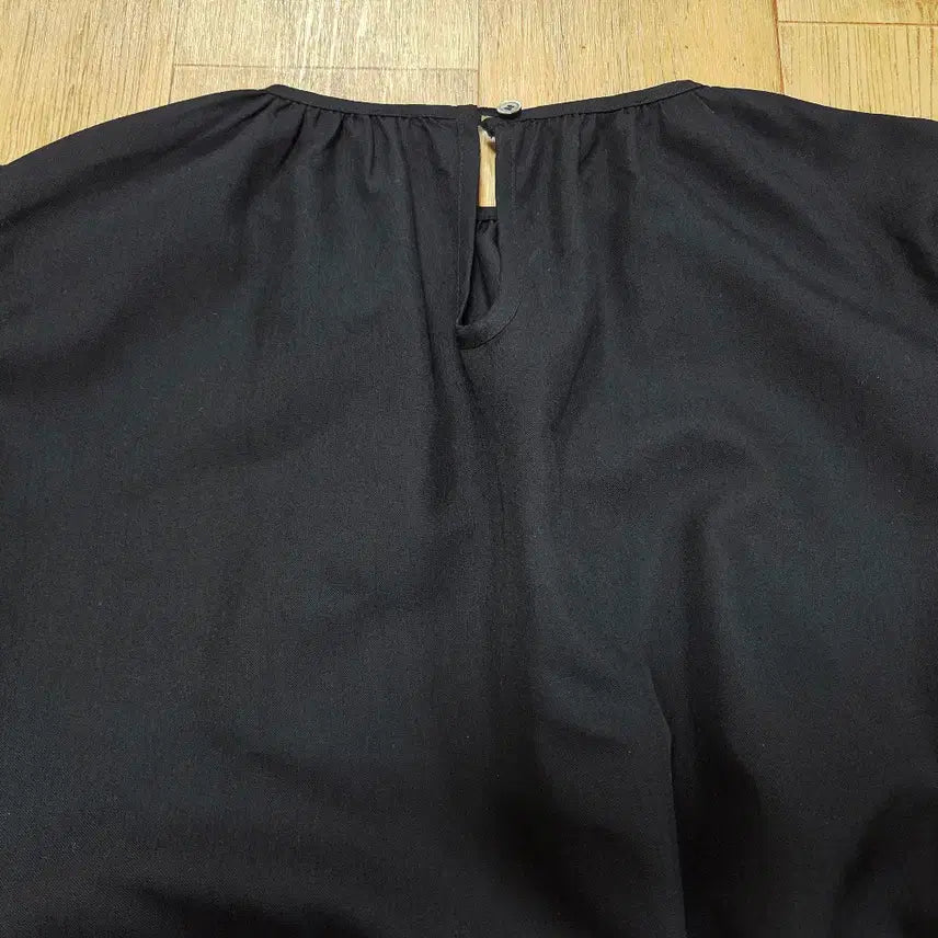 [BUNJANG] MAIS Shirred Banding Dress / 마이스(MAIS) 루즈핏 밴딩 셔링원피스 프리사이즈 새상품
