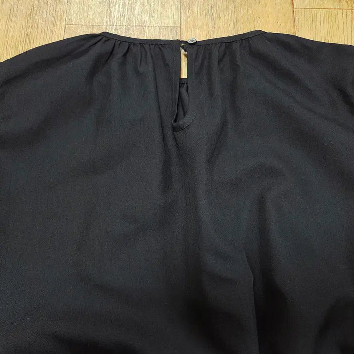 [BUNJANG] MAIS Shirred Banding Dress / 마이스(MAIS) 루즈핏 밴딩 셔링원피스 프리사이즈 새상품