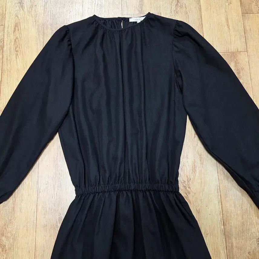 [BUNJANG] MAIS Shirred Banding Dress / 마이스(MAIS) 루즈핏 밴딩 셔링원피스 프리사이즈 새상품