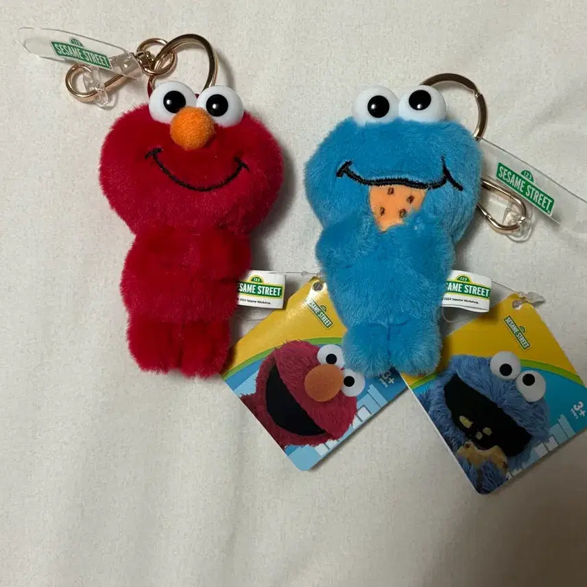 [BUNJANG] Sesame Street Elmo &amp; Cookie Monster Keyring Set / [새상품] 세서미스트리트 엘모 쿠키몬스터 키링 세트