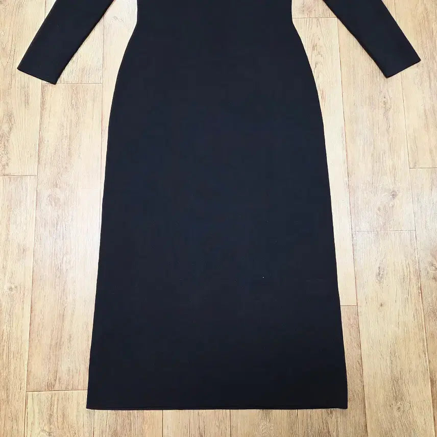 [BUNJANG] COS Knitted Off-Shoulder Dress / COS 니티드 오프숄더 원피스 55 새상품