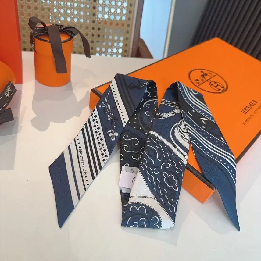 [BUNJANG] Hermes Twilly Scarf Blue / 에르메스 트윌리 스카프 블루