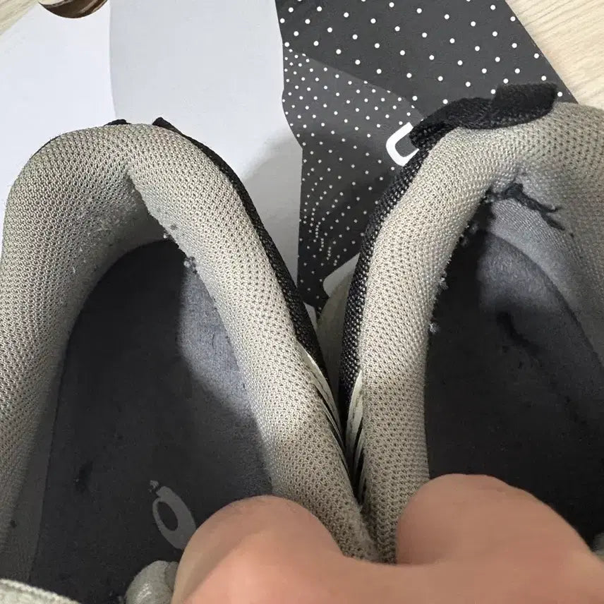 [BUNJANG] Asics Kiko Kostadinov Gel-Burz 1 Sneakers / 아식스 asics 키코코스타디노브 젤버즈1 그레이