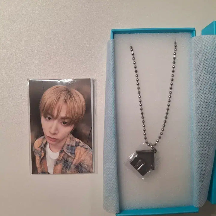 [BUNJANG] Taesan 2nd Anniversary Necklace / 태산 2주년 목걸이