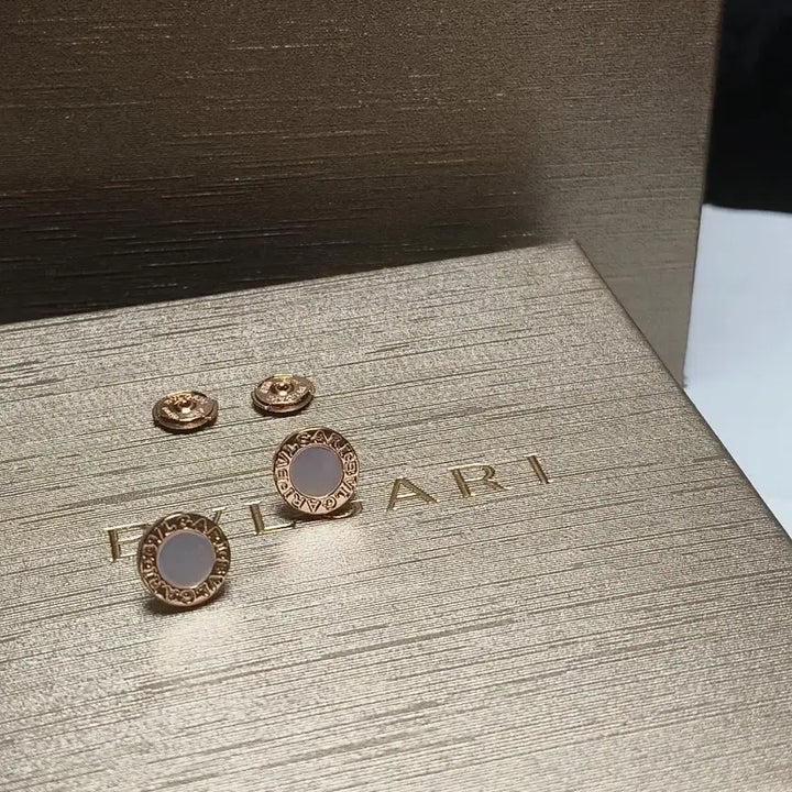 [SOLD OUT] 불가리 화이트골드 귀걸이