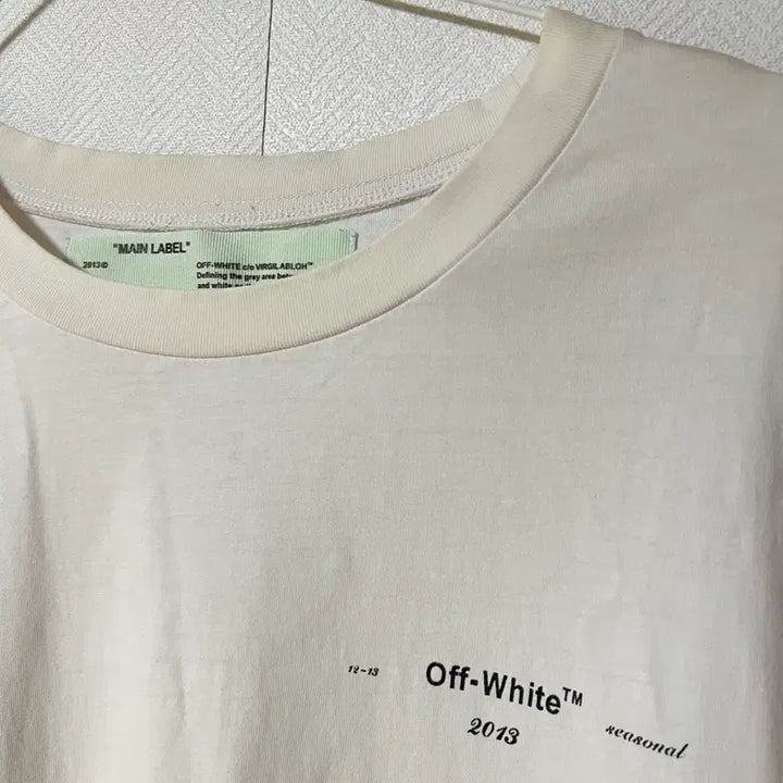 [BUNJANG] Off-White Vitkac Sketch Arrow T-shirt M / 오프화이트 x Vitkac 콜라보 스케치 애로우 반팔티 m