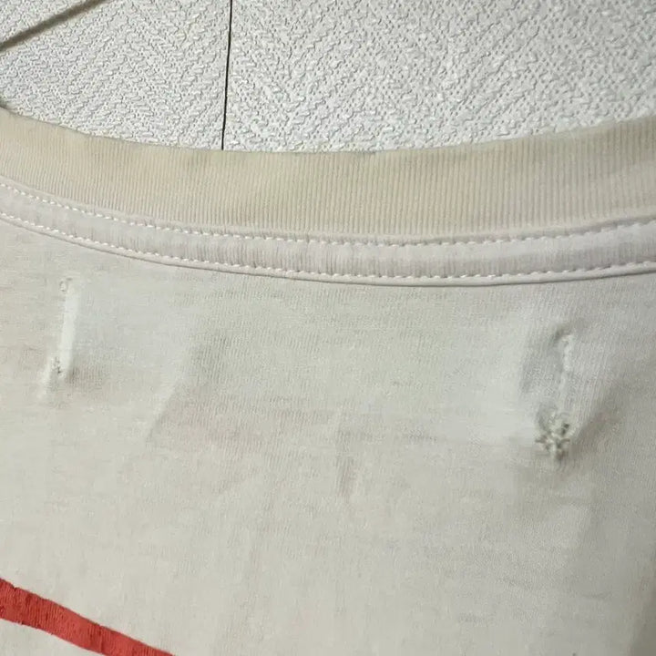 [BUNJANG] Off-White Vitkac Sketch Arrow T-shirt M / 오프화이트 x Vitkac 콜라보 스케치 애로우 반팔티 m