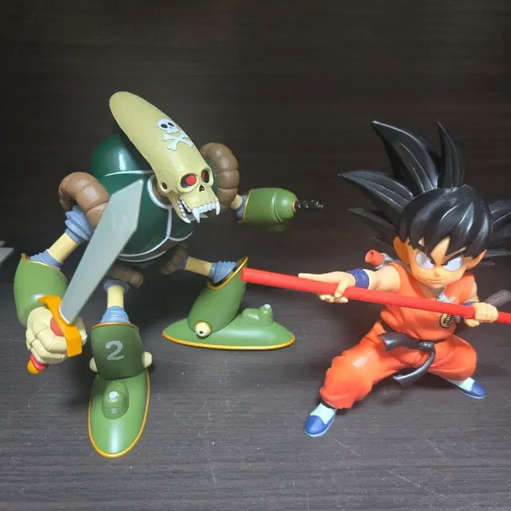 [SOLD OUT] 급처 드래곤볼제일복권 해골로봇라원 vs손오공
