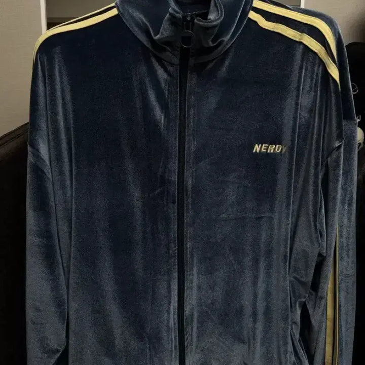 [BUNJANG] NERDY 21 F/W Velvet Tracksuit Set Navy / 널디 21 F/W 벨벳 네이비 셋업