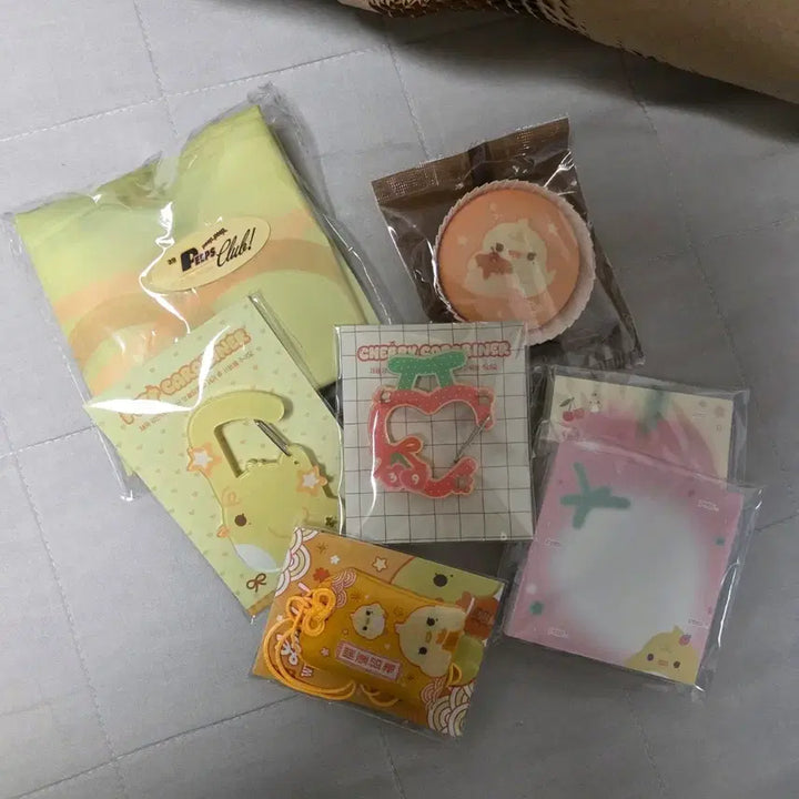 [BUNJANG] Taeyeon Birthday Cafe Lucky Draw Bundle Set / 태연 생일카페 생카 럭드 굿즈