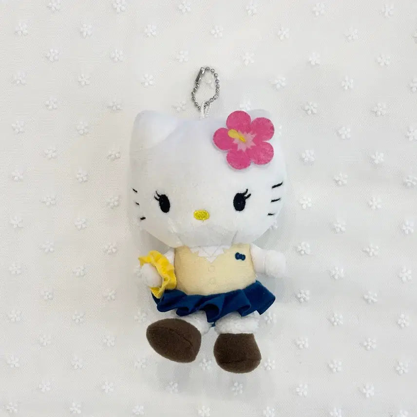[BUNJANG] Sanrio Hello Kitty School Uniform Keychain / 가격제안) 산리오 헬로키티 교복 키링