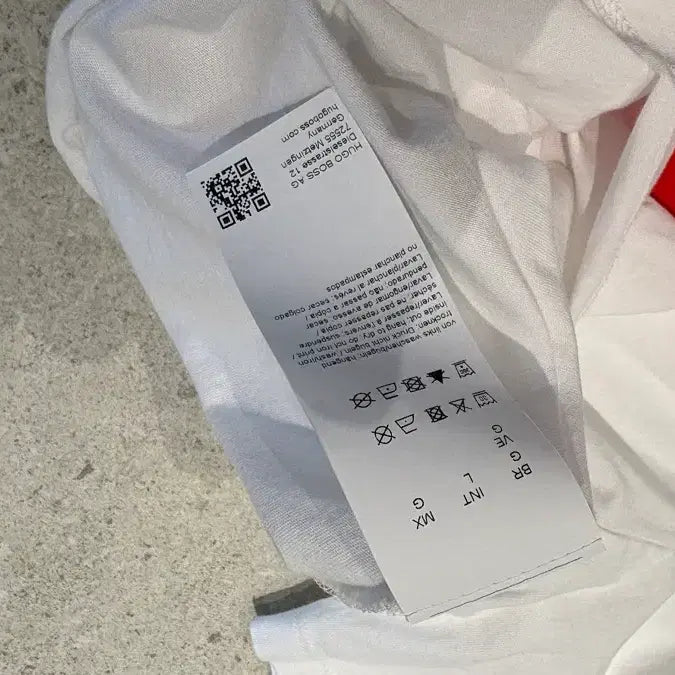 [SOLD OUT] 휴고보스 BOSS 반팔티 L 사이즈 총 두장