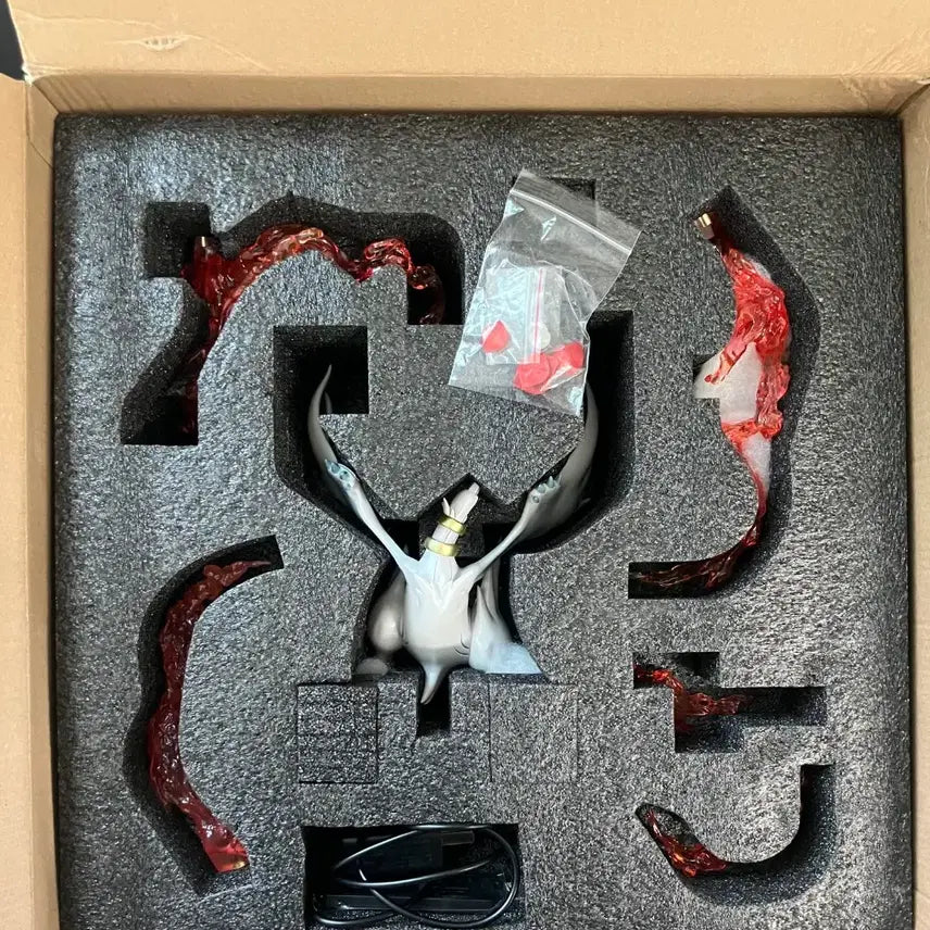 [BUNJANG] ZXZ Studio Reshiram (Alternate Color) 1/20 Scale Resin Figure / (개봉 양품) 포켓몬스터 레시라무 *이색* ZXZ사 레진 피규어