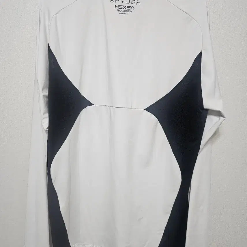 [BUNJANG] Spider Long Sleeve T-Shirt White/Black / 스파이더 흰/검 긴팔 티셔츠