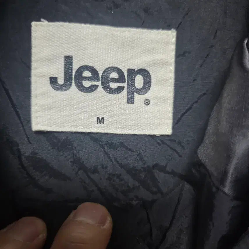 [BUNJANG] Jeep Black Hooded Windbreaker Jacket Size 95 (Oversized Fit) / Jeep 지프 블랙 후드 바람막이 자켓  사이즈 95오버핏 춘추용