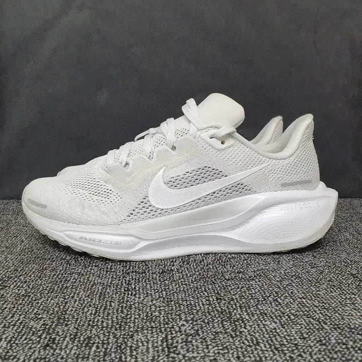 [BUNJANG] Nike Air Zoom Pegasus 41 White Pure Platinum Running Shoes / 나이키 에어 줌 페가수스 41 화이트 퓨어 플래티넘 245mm