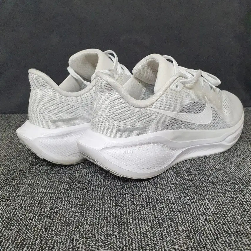 [BUNJANG] Nike Air Zoom Pegasus 41 White Pure Platinum Running Shoes / 나이키 에어 줌 페가수스 41 화이트 퓨어 플래티넘 245mm