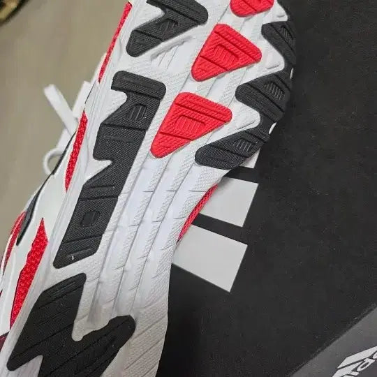 [BUNJANG] Adidas Adizero Sneakers / 새상품)아디다스 아디제로 운동화 270