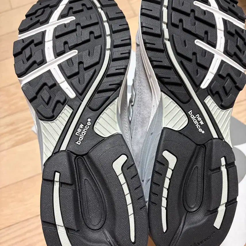 [BUNJANG] New Balance 993 Made in USA Gray Sneakers / [255] 뉴발란스 993 메이드 인 USA 그레이 - D 스탠다드
