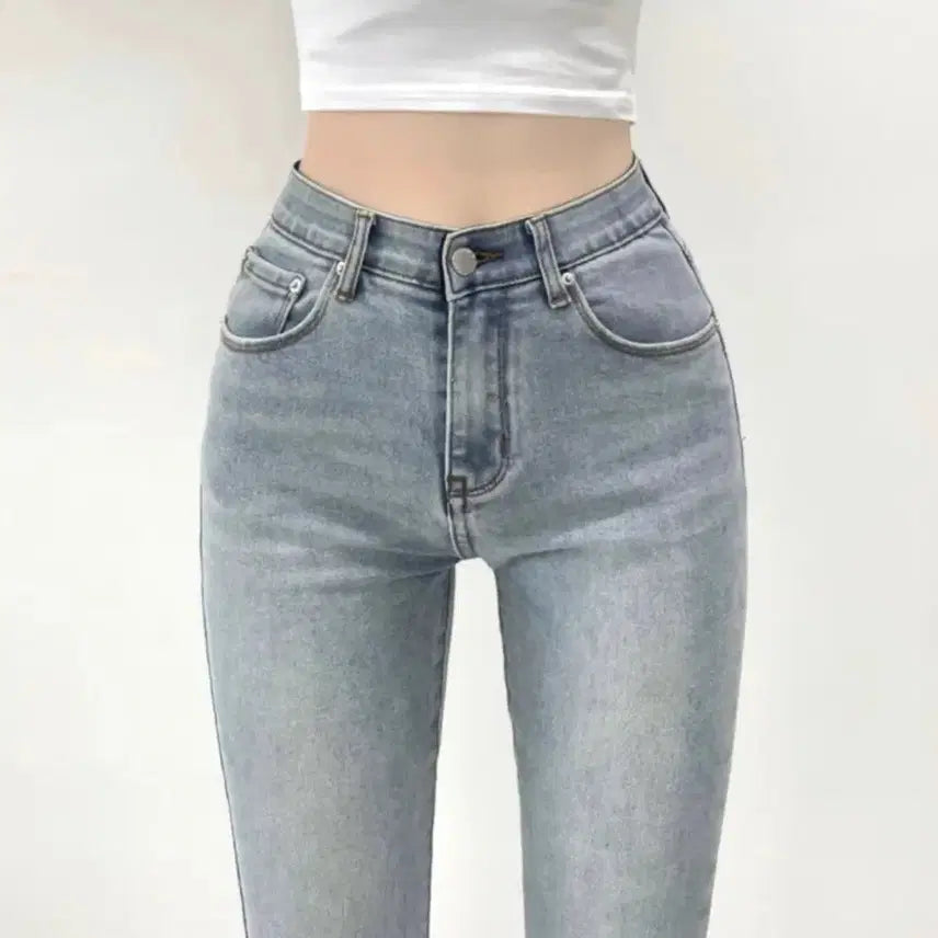 [BUNJANG] Jasmine Bell High Waist Light Wash Denim Bootcut Jeans / (품절상품) 자스민벨 청바지 하이웨스트 연청 데님 부츠컷 에이블리