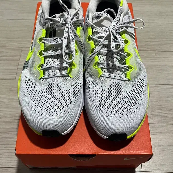 [SOLD OUT] 나이키 페가수스 41 250사이즈