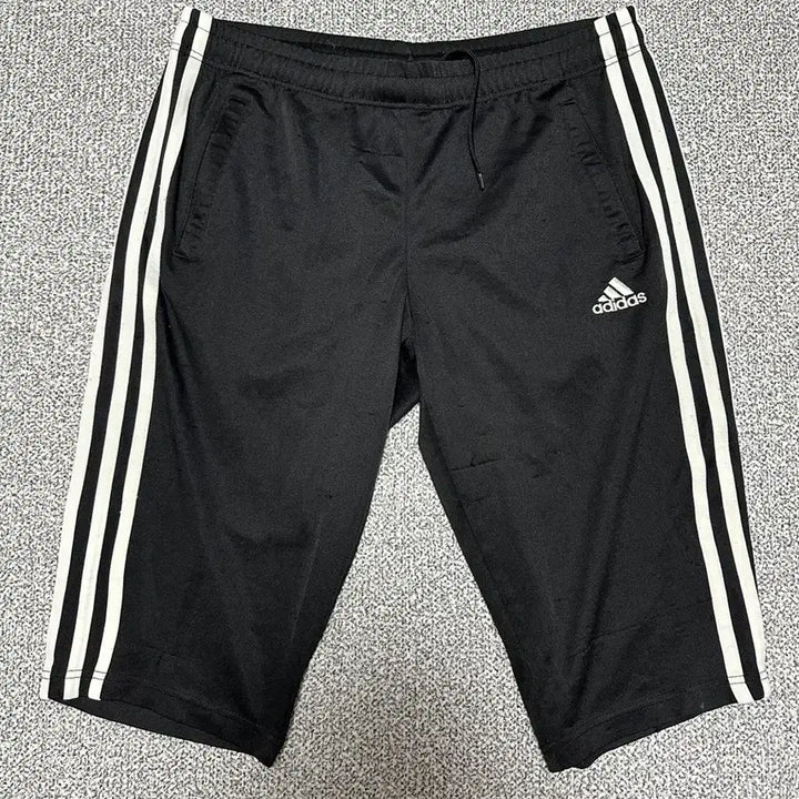 [BUNJANG] Adidas 3-Stripes Training 7-Seam Shorts Black / 아디다스 삼선 트레이닝 7부 반바지 블랙