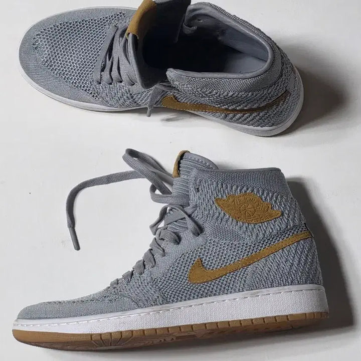 [BUNJANG] Nike Air Jordan 1 Flyknit Grey 260 / 정품 나이키 에어 조던 1 플라이니트 그레이 260